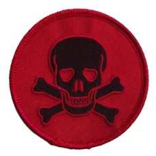 Skull patch blk on red